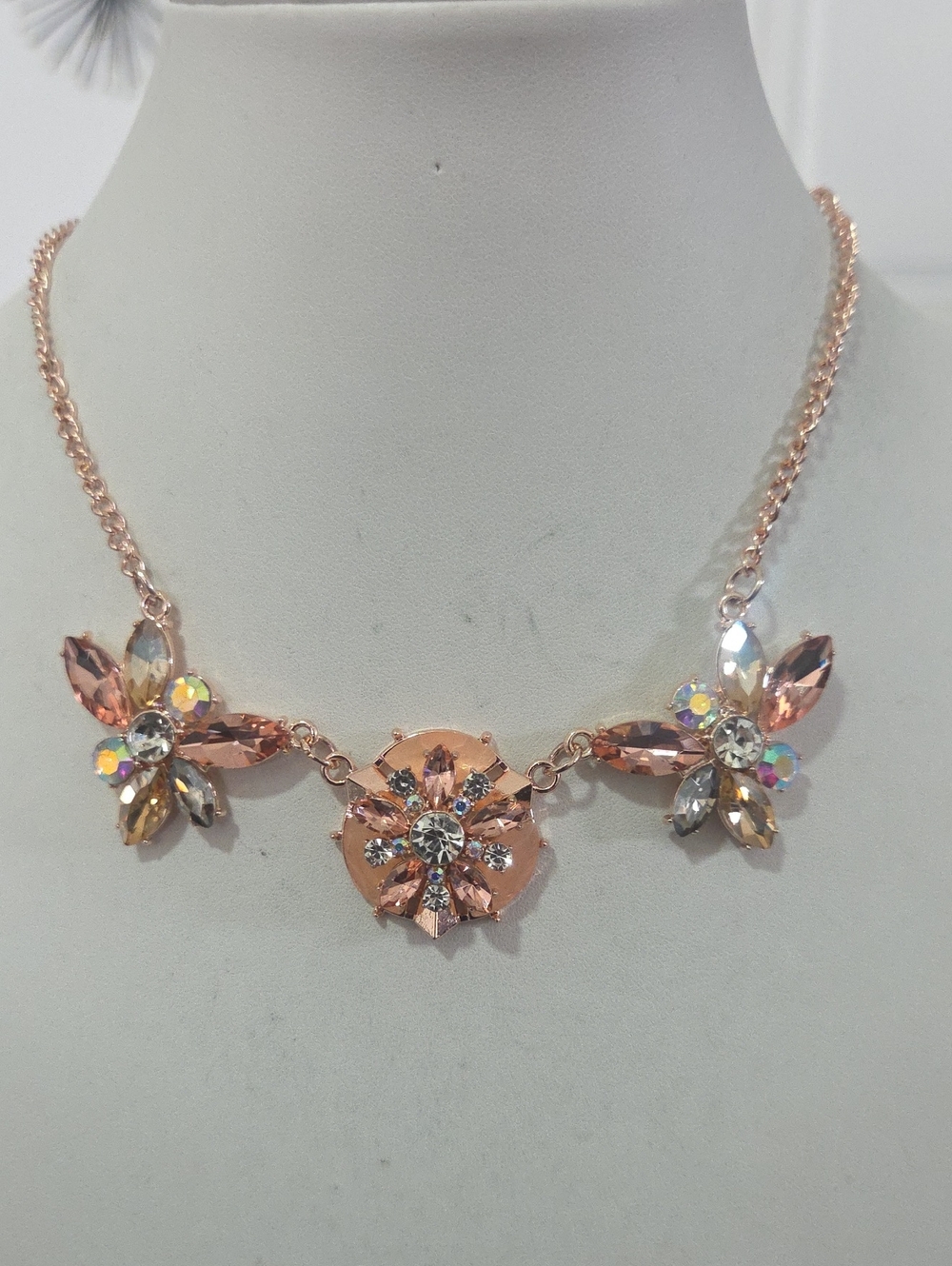 Paparazzi Sun Hearted Series Rose Gold Necklace NWT